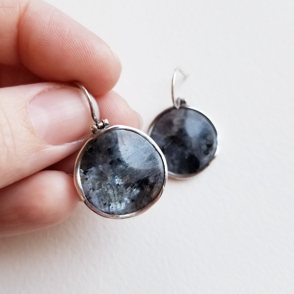 Silpada Felspar Gray Stone Sterling Earrings - Picture 4 of 4